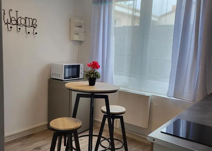 Lejlighed Calme - Wifi - Netflix - Stationnement Gratuit Lens